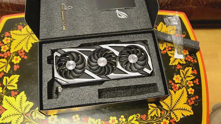 Распаковка видеокарты ASUS ROG Strix GeForce RTX 3090 OC. Unboxing