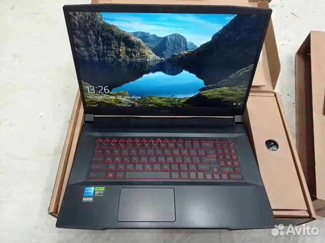Ноутбук MSI; Core i5-11260H, GeForce RTX 3050, 16 Гб, 512 GB, Нет