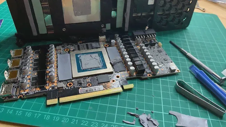 Прямая трансляция — замена термоподушки Palit RTX 3080 Gaming Pro в прямом эфире (полунеисправность)